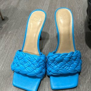 Marc fisher blue sandal heel size 8.5
